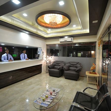 Hotel Radhe Krishna Sholapur Exterior foto