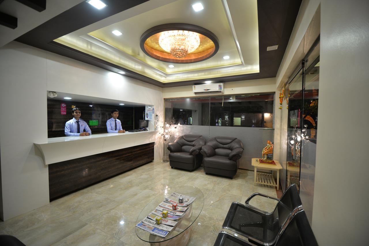 Hotel Radhe Krishna Sholapur Exterior foto